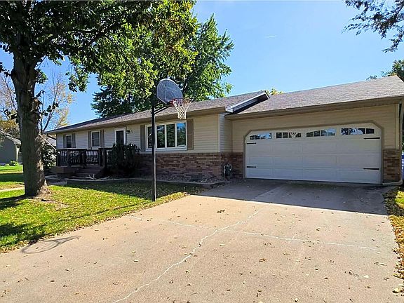2nd image of 309 Iverson St