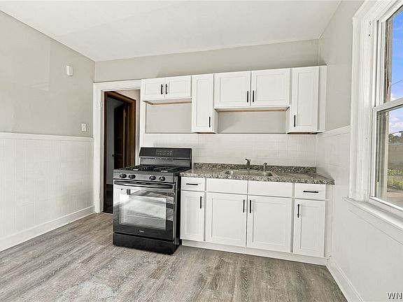 3rd image of 502 High St