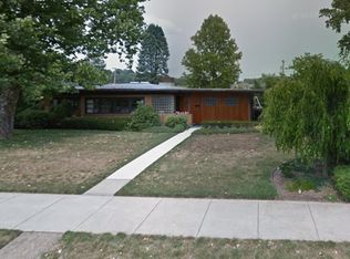 1221 N Crater Ave, Dover, OH 44622