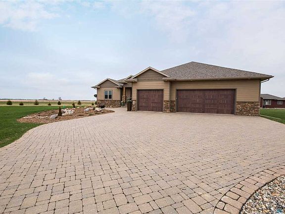 2nd image of 27097 Deer Hollow Ct