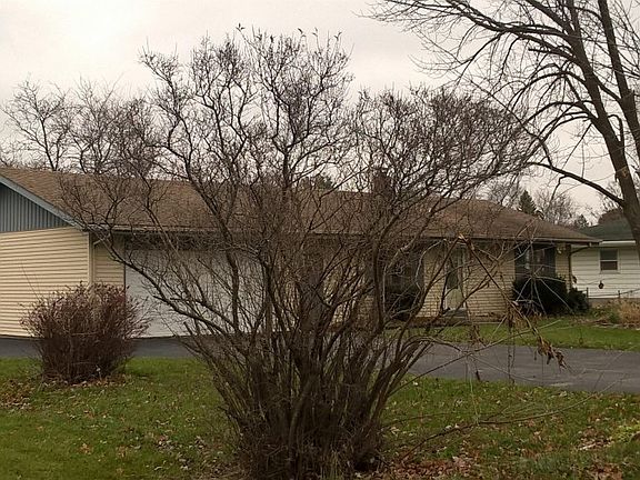 2nd image of 2518 Lund Ave