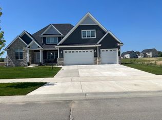 9643 Corydalis Ave, Saint John, IN 46373