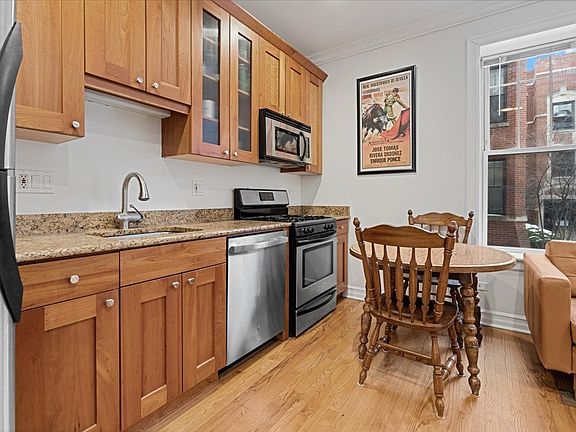 5th image of 2707 N Mildred Ave APT 1B