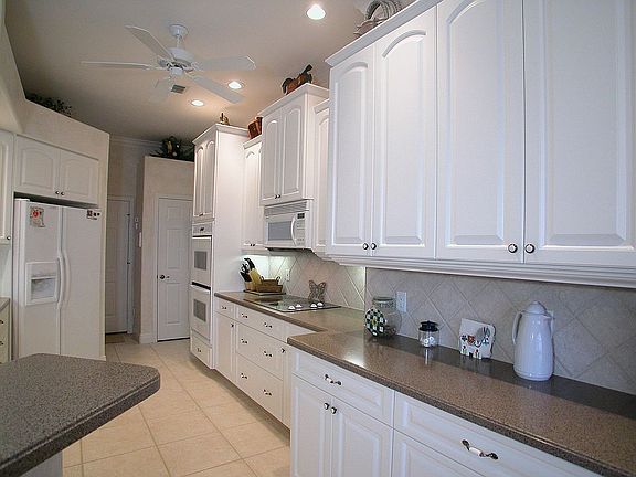 5th image of 1881 Coconut Palm Cir