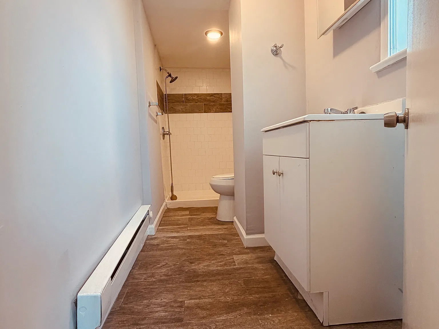 2 bed, 1000 sqft, $2,380 — Photo 4