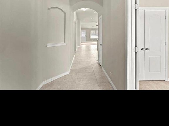 3rd image of 4916 Lemon Grove Dr
