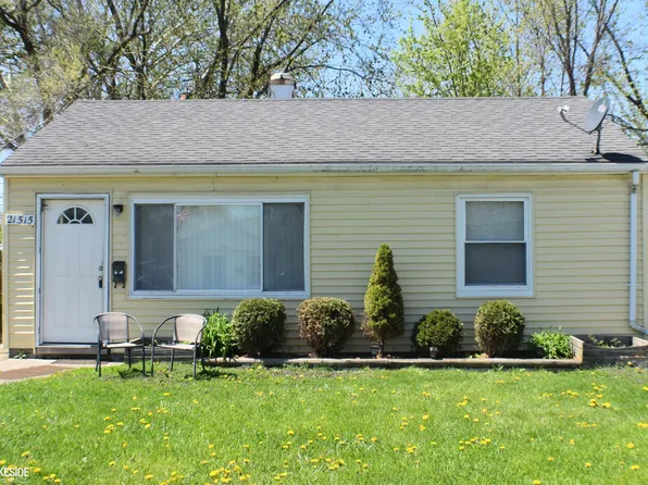 21515 La Salle Blvd, Warren, MI 48089