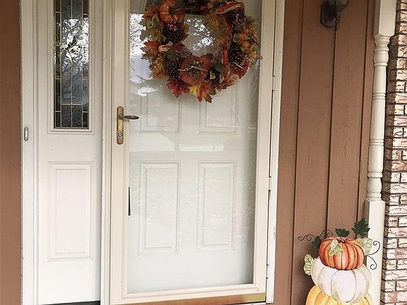3rd image of 4854 Crutchfield Dr