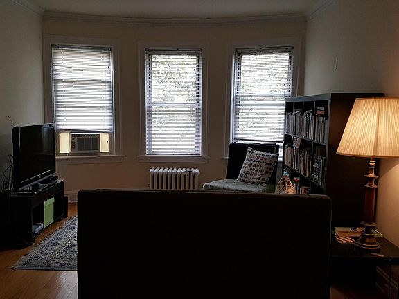 2nd image of 4435 N Wolcott Ave Fl 2nd