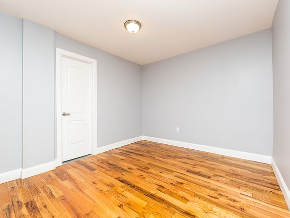 5th image of 13805 Linden Blvd