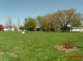 632 W Star St, Garnett, KS 66032