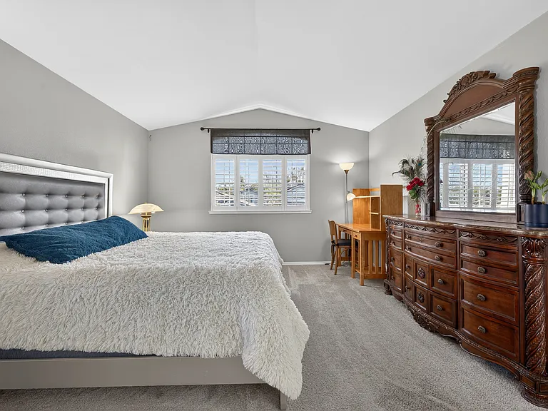 2133 Fairfax Pl — Photo 4