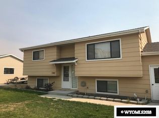 1302 Veterans Park Dr, Rock Springs, WY 82901