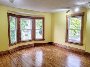 1515 S 5th St, Springfield, IL 62703