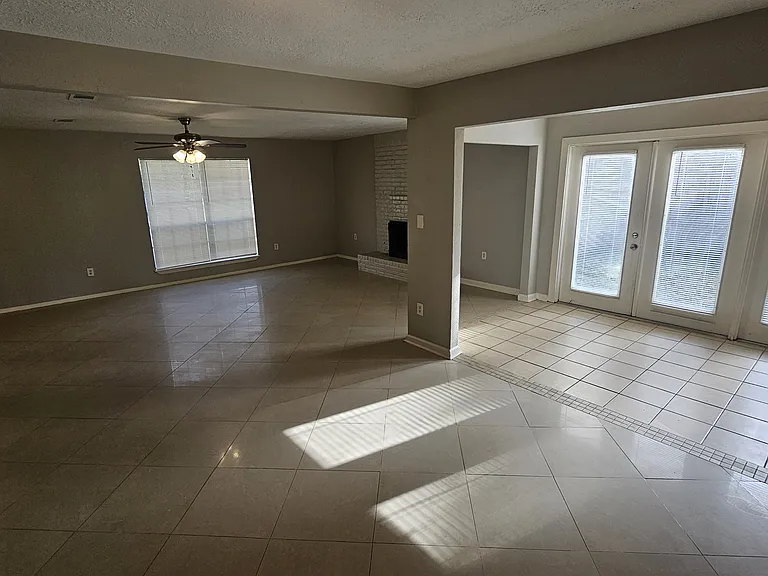 3310 Indian Mound Trl — Photo 6