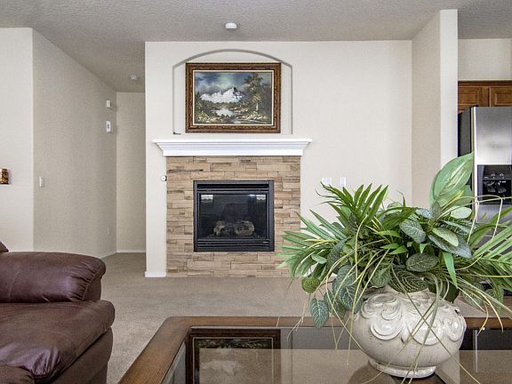 5th image of 939 Desert Willow Ct