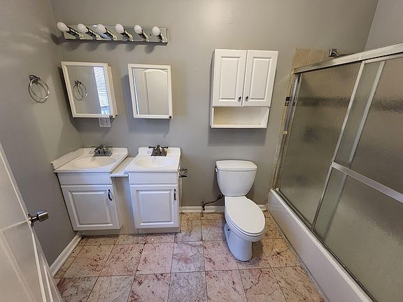 5th image of 7419 S Colfax Ave #1