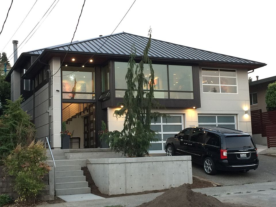 2nd image of 4052 56th Ave SW