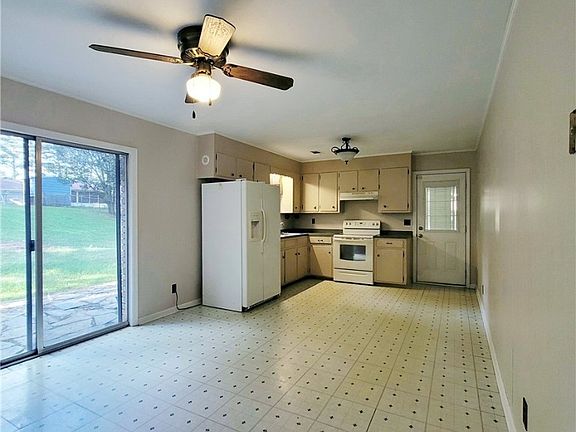 2nd image of 3414 50th St E