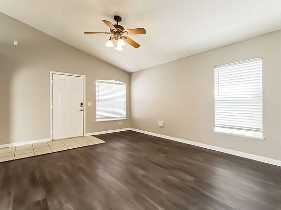 4th image of 10555 Opus Dr