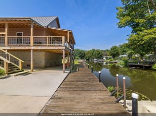 151 Bluffview Dr, Florence, AL 35634