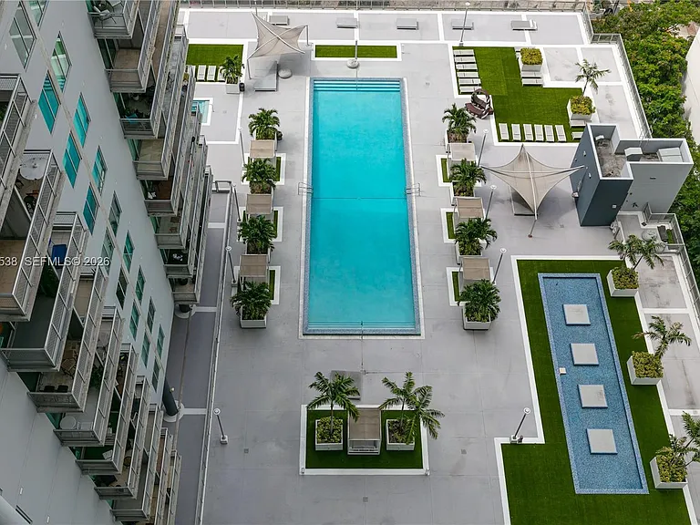 690 SW 1st Ct #Penthouse II17 — Photo 25