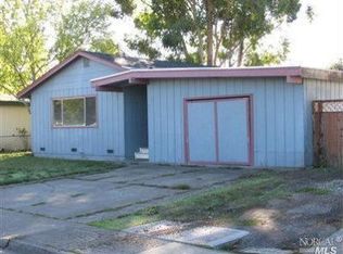 1010 Polaris Dr, Windsor, CA 95492