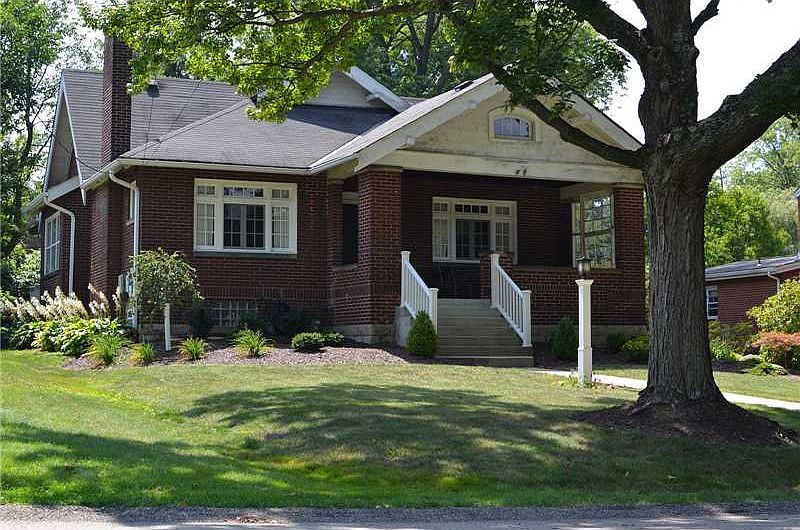 1st image of 217 Iola Ave