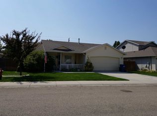8697 W Tillamook Dr, Boise, ID 83709