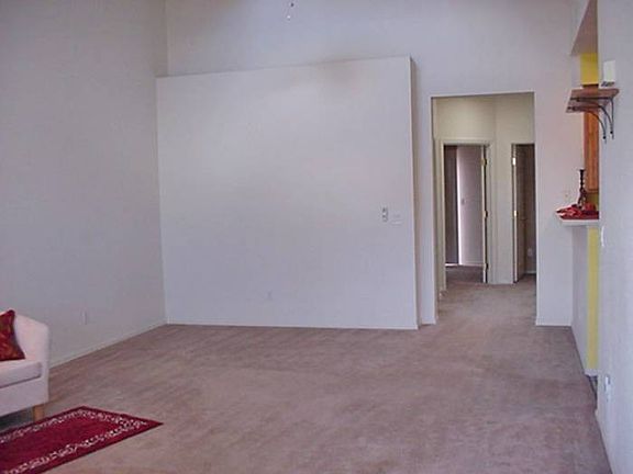 LIVING ROOM DINING AREA