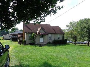 1088 Old State Rd, Apollo, PA 15613