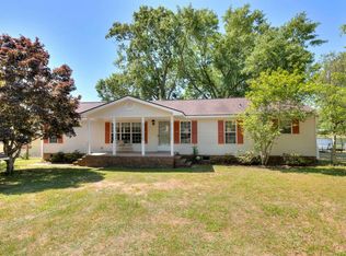 1228 James Loop Rd, Manning, SC 29102