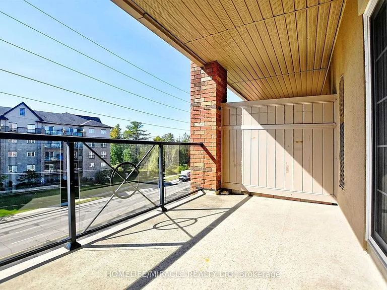 39 Ferndale Dr S #303 — Photo 15