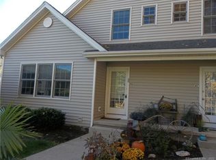 10 Reggie Way E #D, Broad Brook, CT 06016