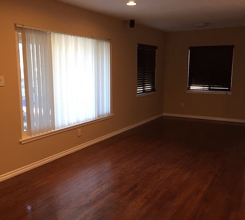 3rd image of 11506 La Cima Dr