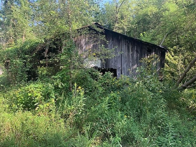 2nd image of 2930 Smith Br
