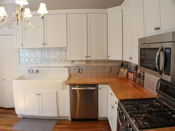 2nd image of 222 Arlington Ave