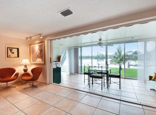 9245 SE Cove Point St, Jupiter, FL 33469