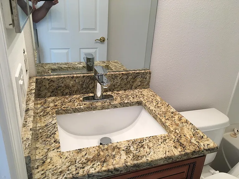 632 SW Granadeer St — Photo 7