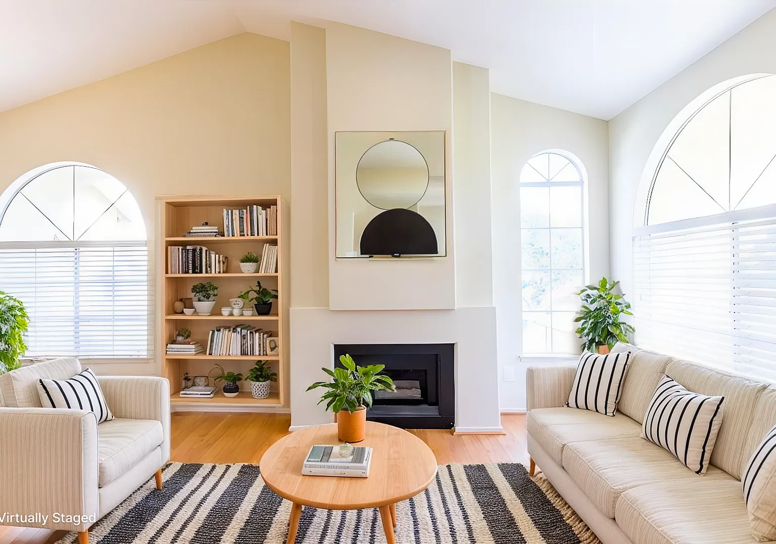 2bed 2bath Upper End Unit W/ Park Views! — Photo 1