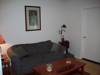 4th image of 22322 Gilmore St
