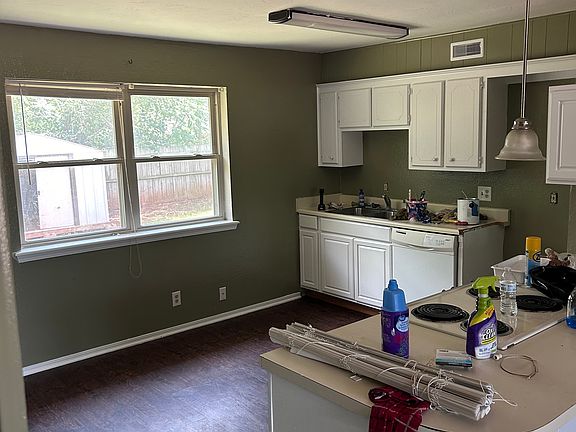 3rd image of 1807 Shady Creek Cir