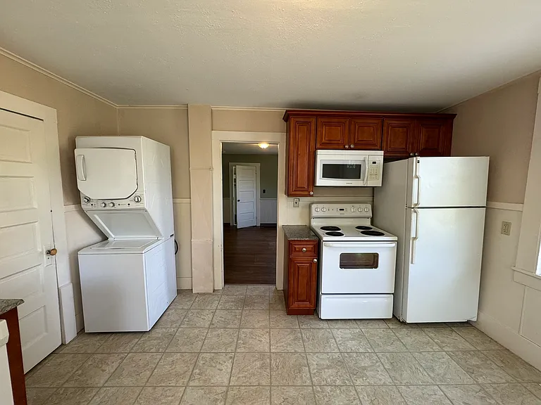 46 Old Amherst Rd #1 — Photo 3