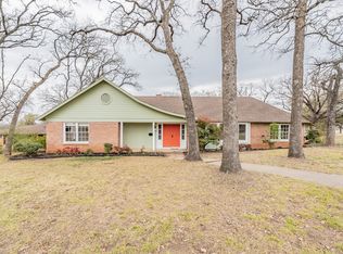 5917 Jacqueline Rd, Fort Worth, TX 76112