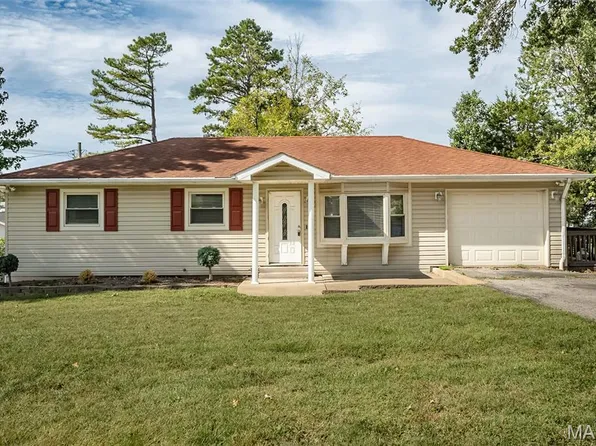 4345 Ringer Rd, Saint Louis, MO 63129