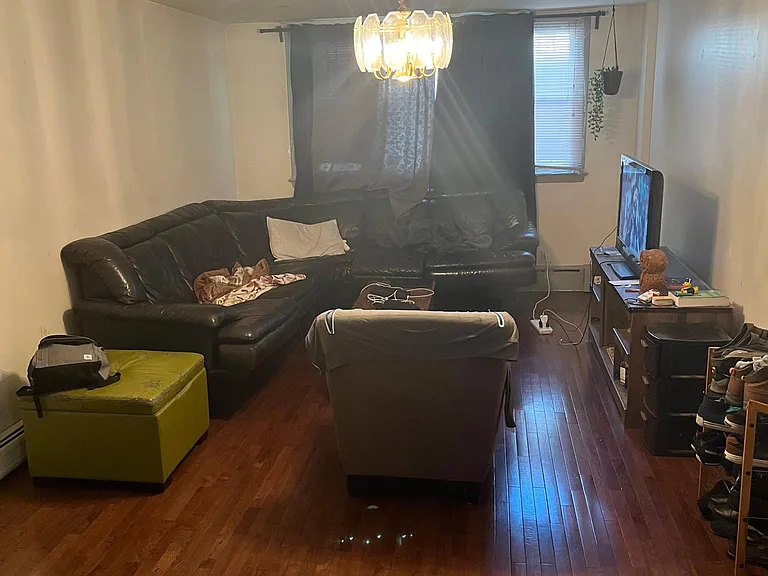 111 Franklin St #1 — Photo 10