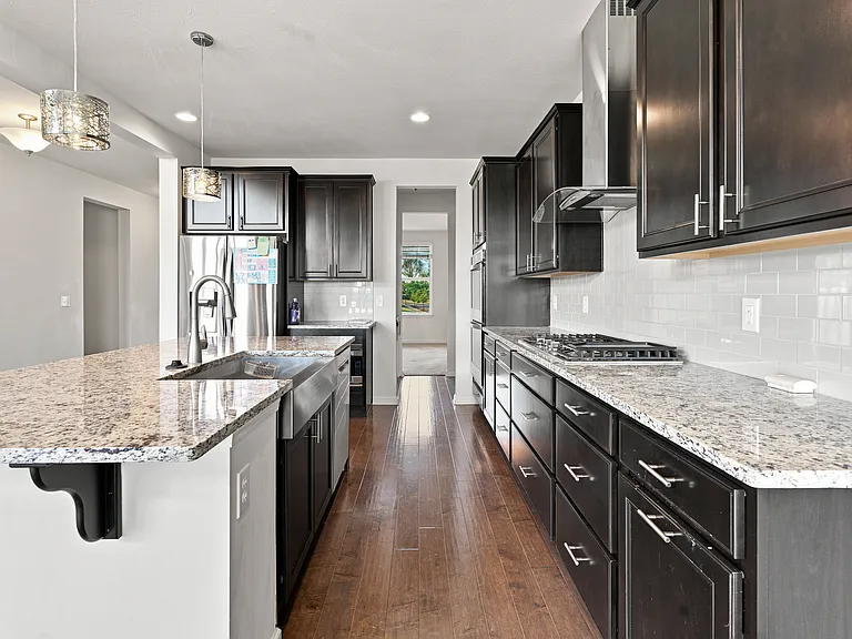 15555 Memorial Way — Photo 9