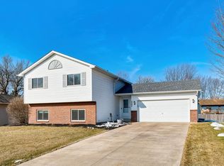 3265 Norway Dr S, Cambridge, MN 55008