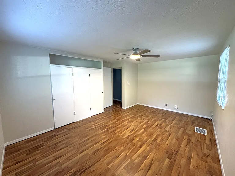 1251 E Colfax Ave — Photo 5