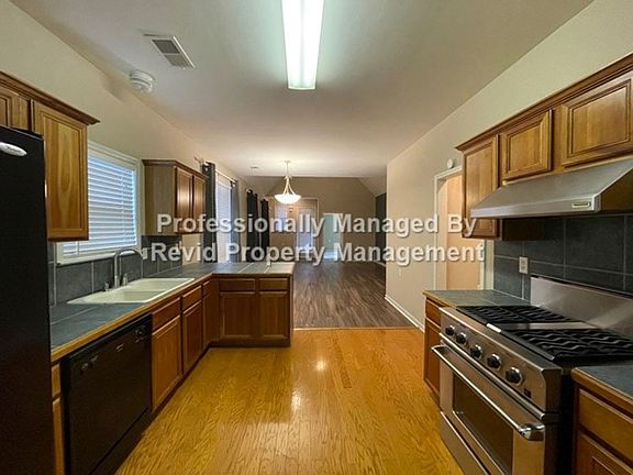 4th image of 1181 Misty Isle Dr